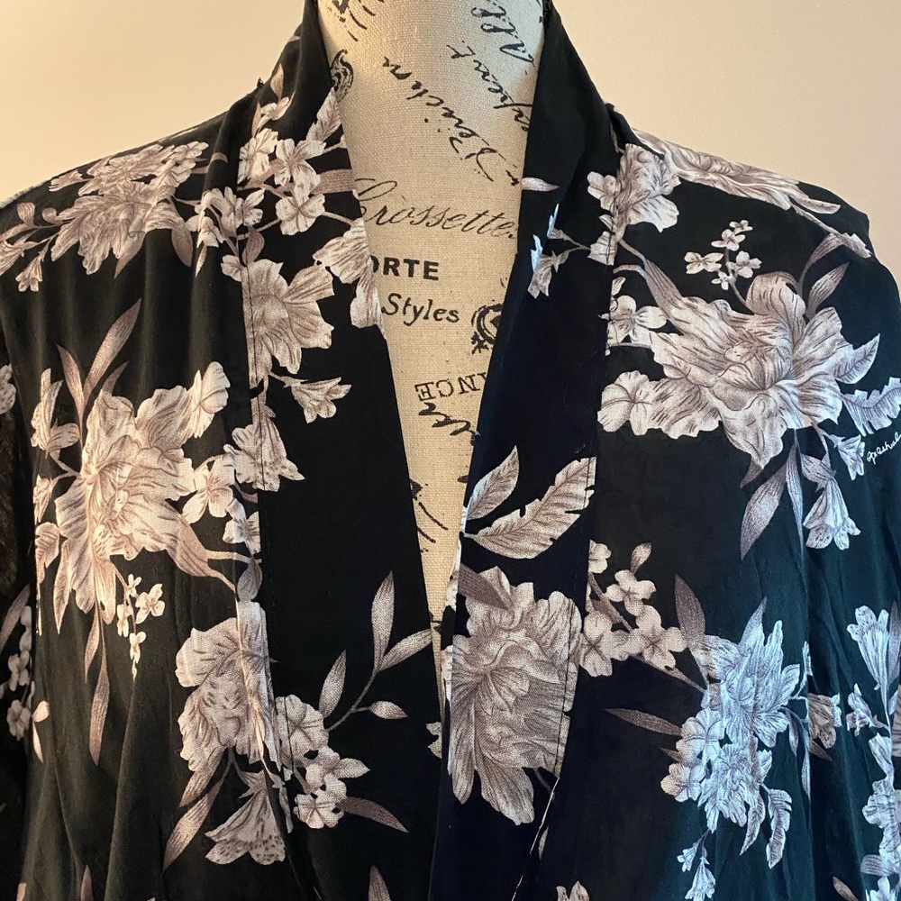 Black Floral Cotton Robe -OS